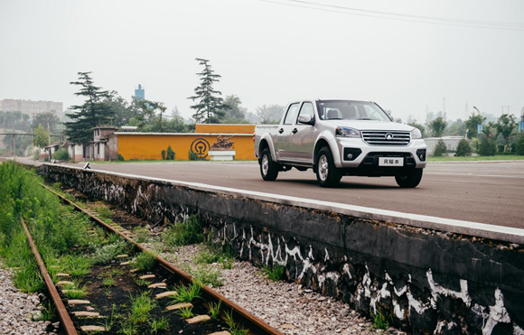 “开不坏”的品质：从一辆老风骏的回家路，看风骏20年的价值沉淀