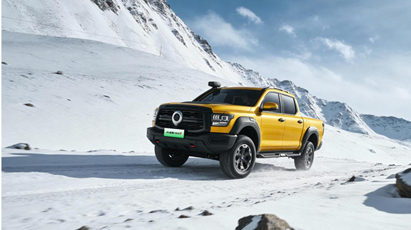 有劲有电，城野自由：山海炮Hi4-T，解锁春节出行的N种幸福可能