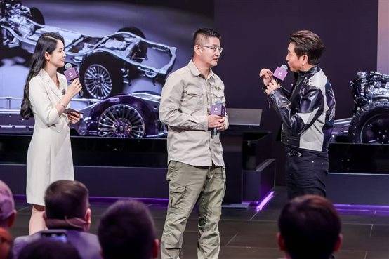 人生无界 百变趣野 真新能源皮卡长城炮Hi4-T北京车展正式预售