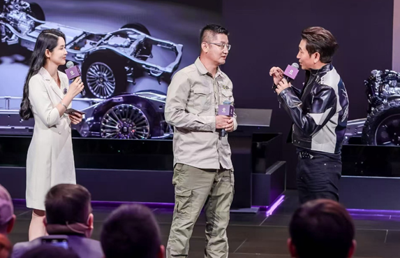 全能实力派沙宝亮唱响北京车展 真新能源皮卡长城炮Hi4-T正式预售